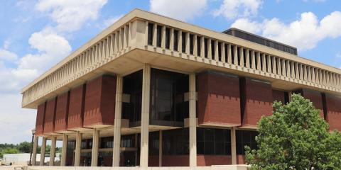 Milner Library at Illinois State University